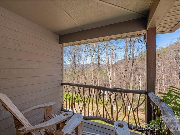 4th image of 102 Fall Creek Rd