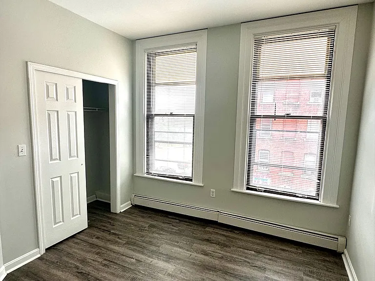 60 Franklin St — Photo 15