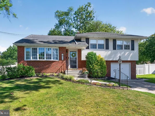 415 Preston Rd, Cherry Hill, NJ 08034