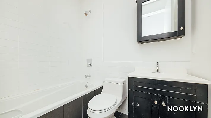 Rented by Nooklyn NYC LLC | media 11