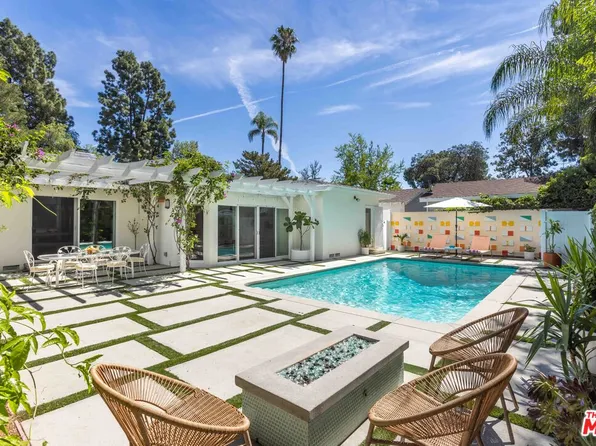 5719 Rhodes Ave, Valley Village, CA 91607