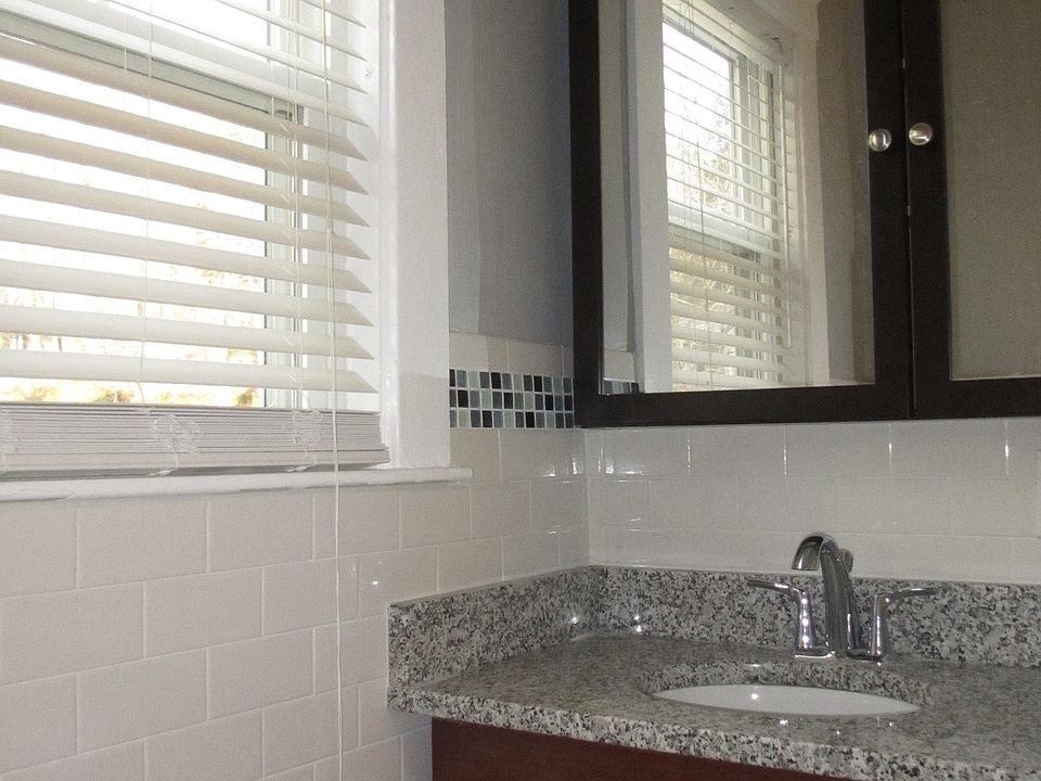 107 Warwick Rd, Melrose, MA 02176 Zillow