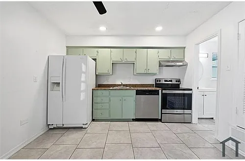 5210 Joe Sayers Ave #C Photo 1