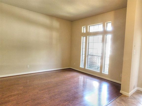 2nd image of 9530 Garnet Falls Ln