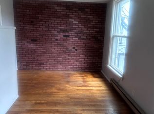 206 Union St APT 8, Schenectady, NY 12305