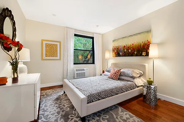 Sold by Corcoran | media 7