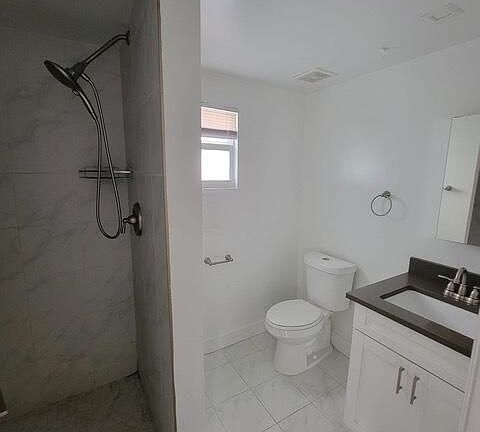 3rd image of 102 S K St APT 4