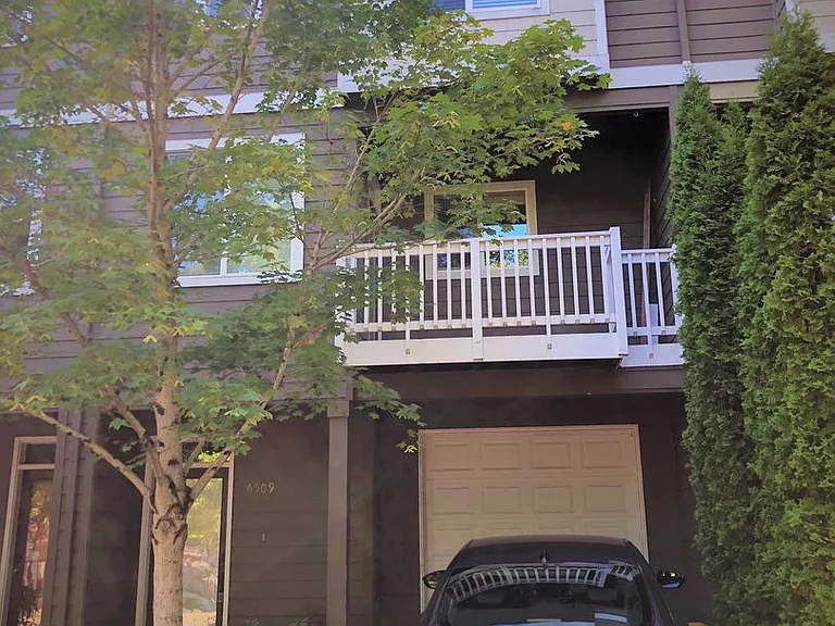 6509 SW 19th Ave — Photo 1