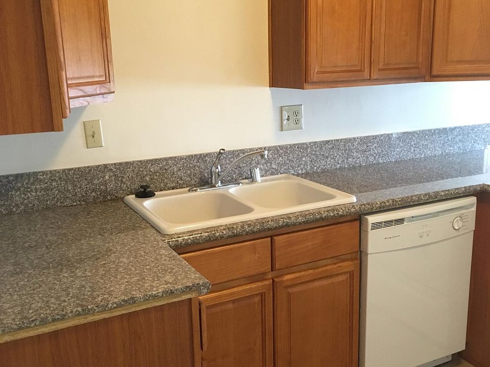 2nd image of 2315 Pattiglen Ave