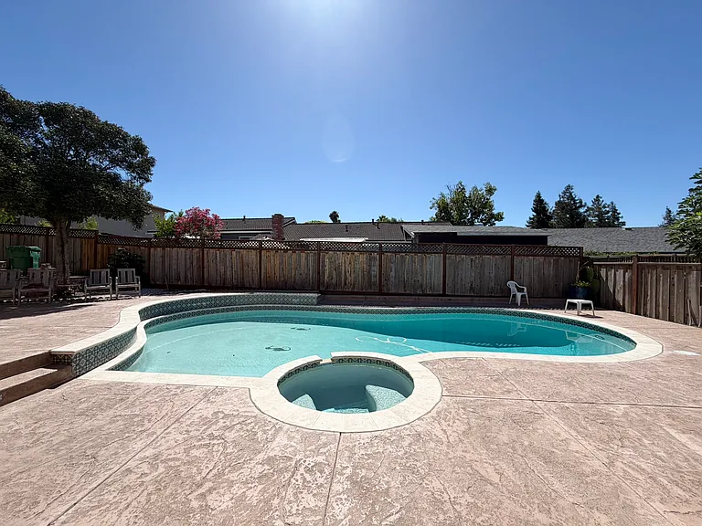 3695 Sanford St — Photo 28
