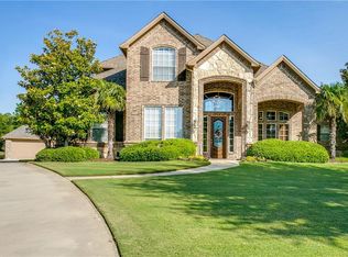 7400 Red Leaf Ct, Mansfield, TX 76063