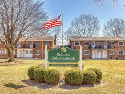 152 Jervis Avenue #152, Farmingdale, NY, 11735