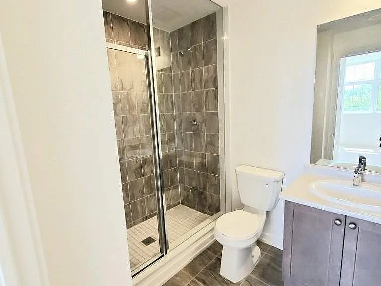 2 Linsmore Pl #204 — Photo 15