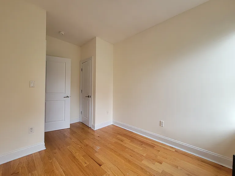 3143 Broadway #3E — Photo 18