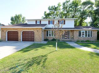 716 Westgate Cir, Hawley, MN 56549