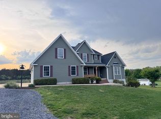 395 Mason Farm Dr, Kearneysville, WV 25430