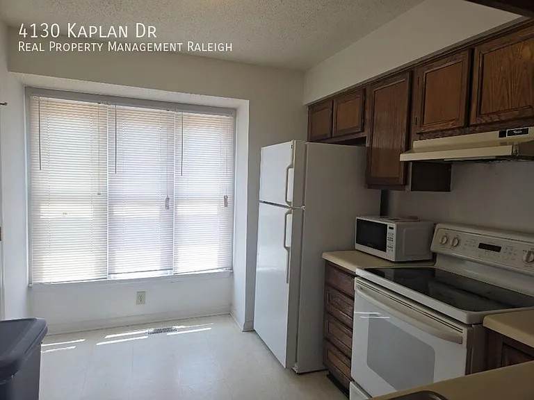 4130 Kaplan Dr — Photo 4