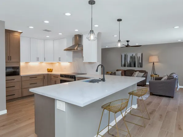 17227 N Country Club Dr, Sun City, AZ 85373