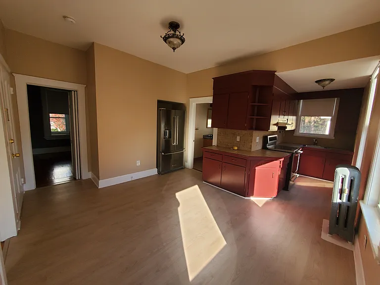 171 Lowell St #1 — Photo 8