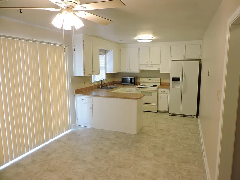 131 Fairmont Dr — Photo 5