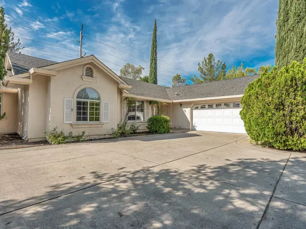 206 Shadowrun Ct, Redding, CA 96003
