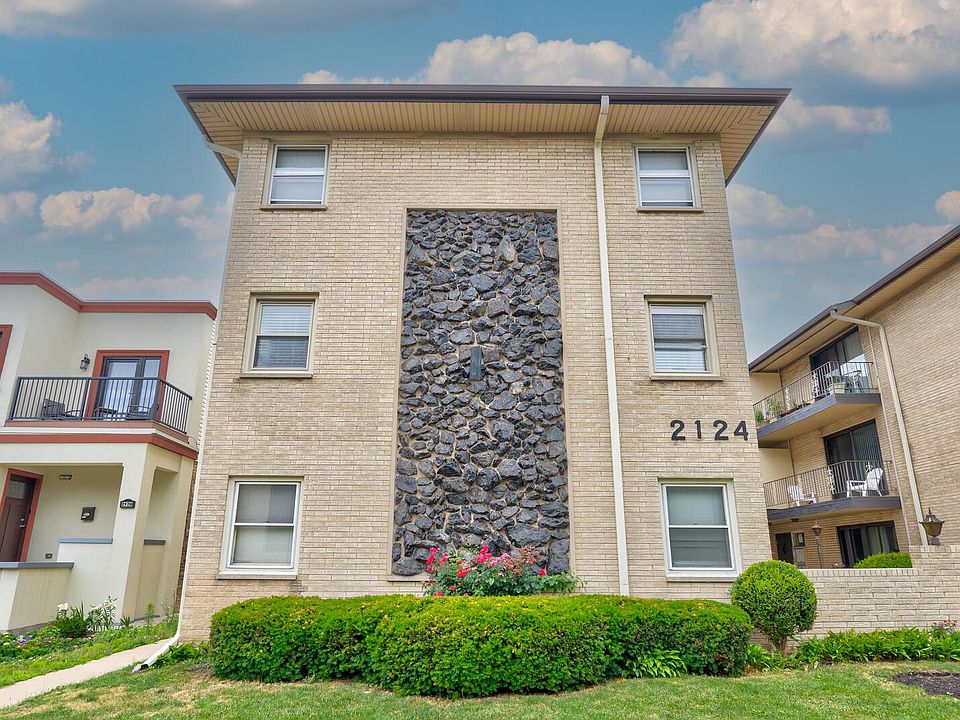 1st image of 2124 N Harlem Ave APT 2E