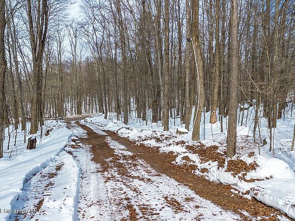 4th image of 434 Hemlock Rd