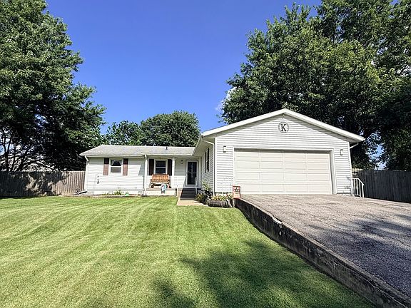 2nd image of 308 Delwood Dr