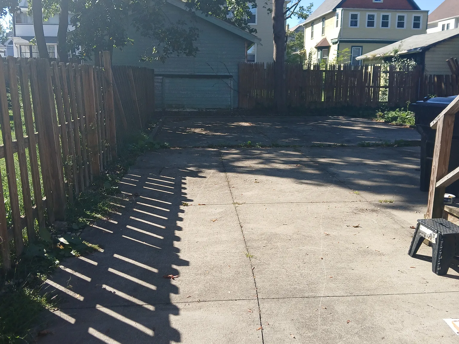 4 bed, 1.5 bath, 1660 sqft, $1,700 — Photo 2