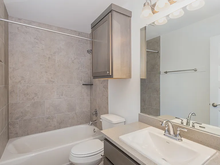 Windermere Parke Garden Villas — Photo 14