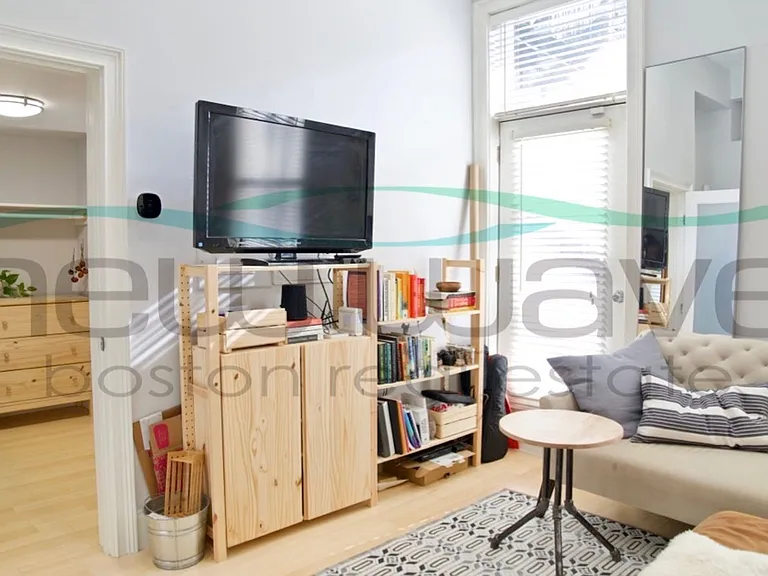290 Columbus Ave #5 — Photo 7