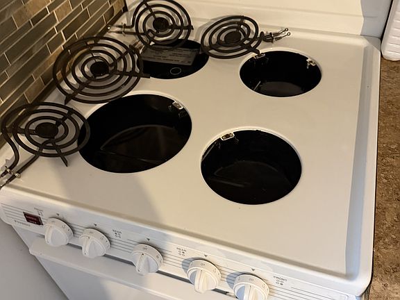 5th image of 104 Clinton St #3
