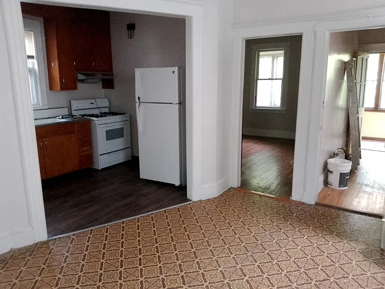 26 Caroline Ave — Photo 7