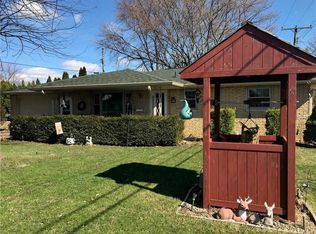 218 Shepherd Dr, Chesterfield, IN 46017