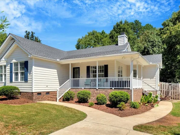 2038 Ferbow St, Creedmoor, NC 27522