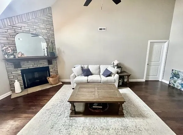 3781 Windhaven Dr — Photo 3