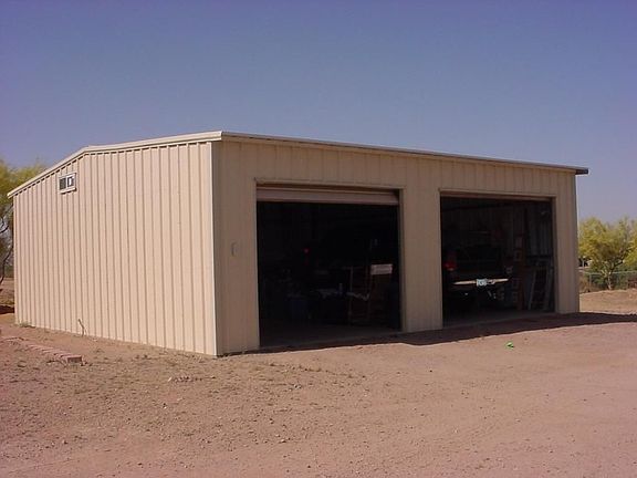 Detached Garage/Workshop