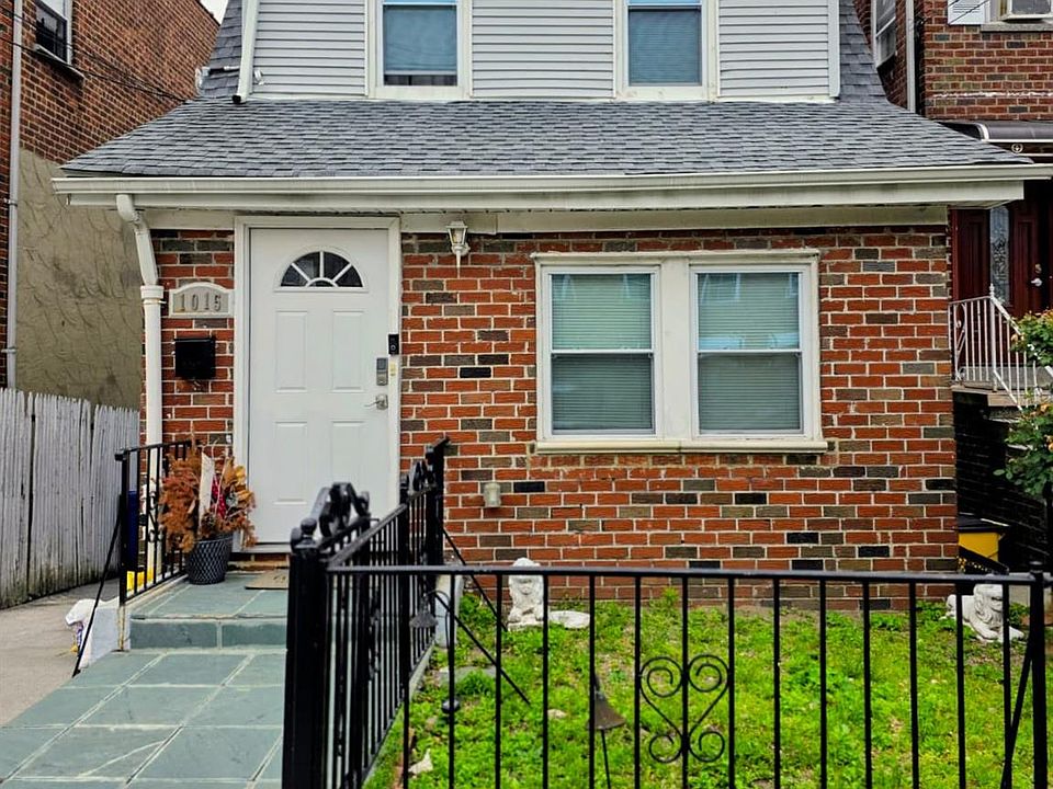 1st image of 1015 Revere Avenue