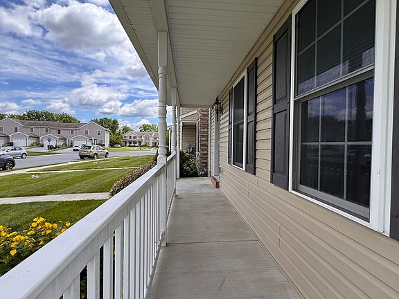 3rd image of 250 Limestone Dr