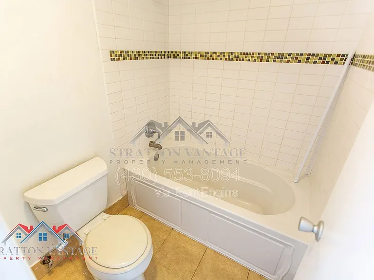 3828 N 32nd St #220 — Photo 22