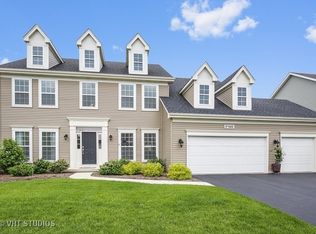 N562 Sounders Dr, Geneva, IL 60134