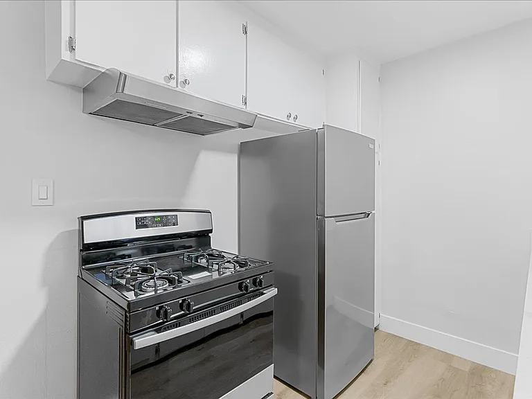 6119 Brynhurst Ave — Photo 4