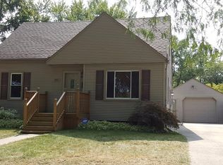 1813 Crestbrook Ln, Flint, MI 48507