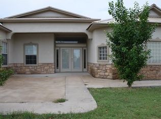 661 N Montgomery Ave, Giddings, TX 78942