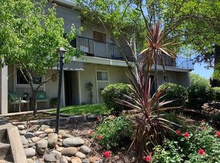 2155 Park Marina Dr #32, Redding, CA 96001