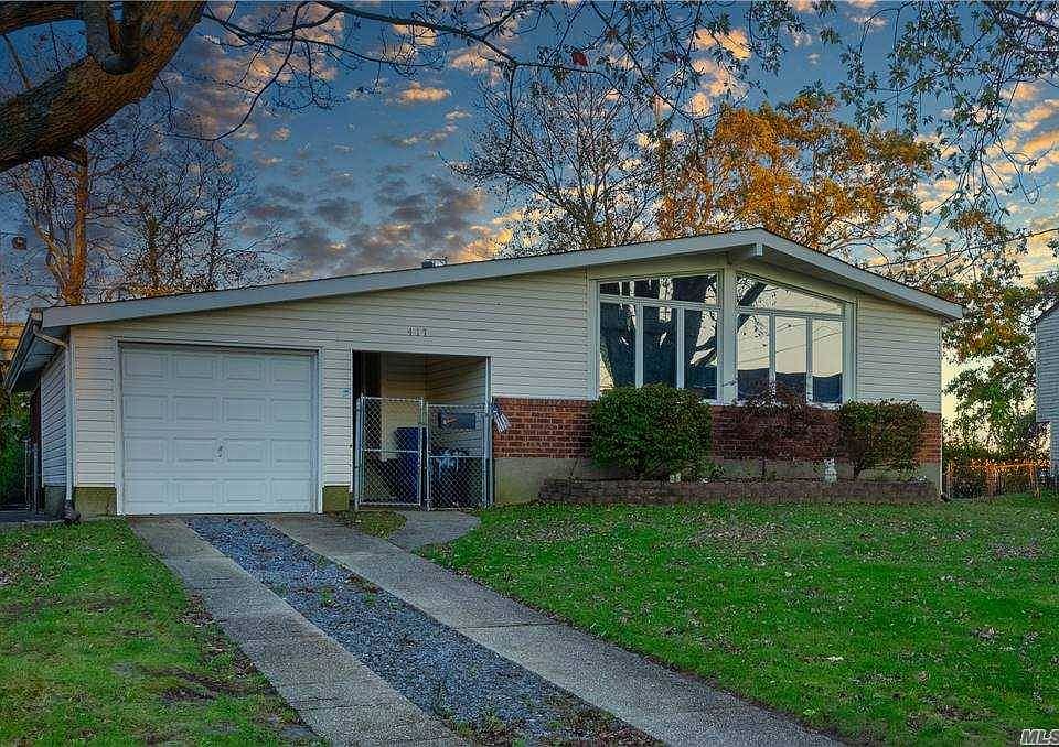 1st image of 417 Spangle Dr
