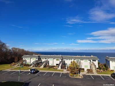 2003 Bluffs Drive #2003, Calverton, NY, 11933