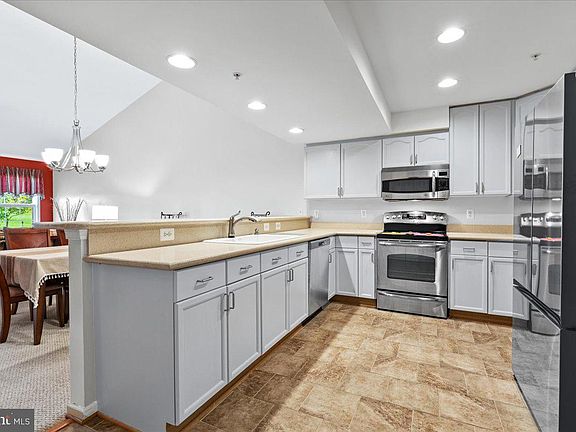 4th image of 5 Geoley Ct