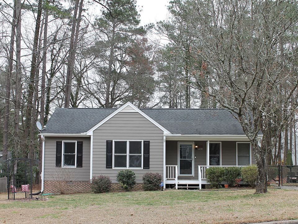 1st image of 721 S Fuquay Ave