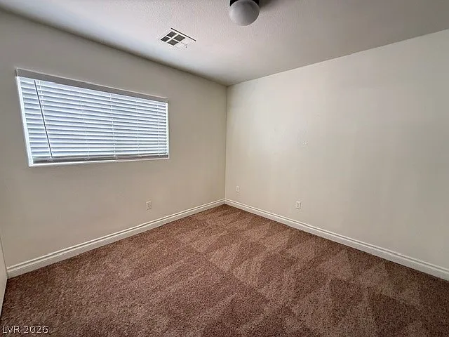 8012 Dutch Villas St — Photo 13